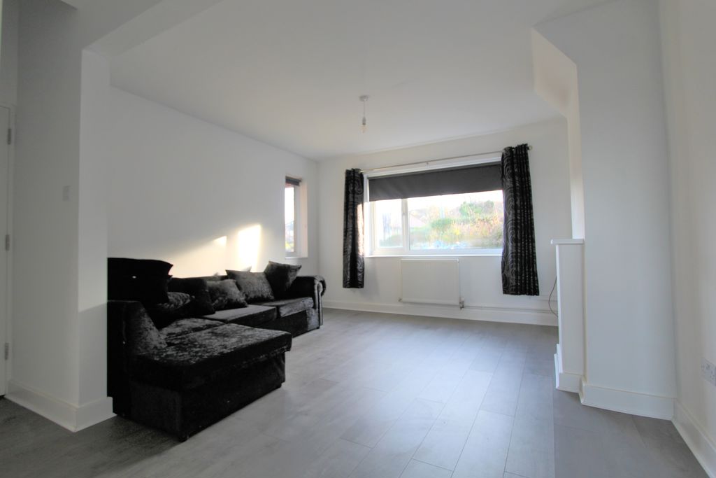 Rotherfield Crescent